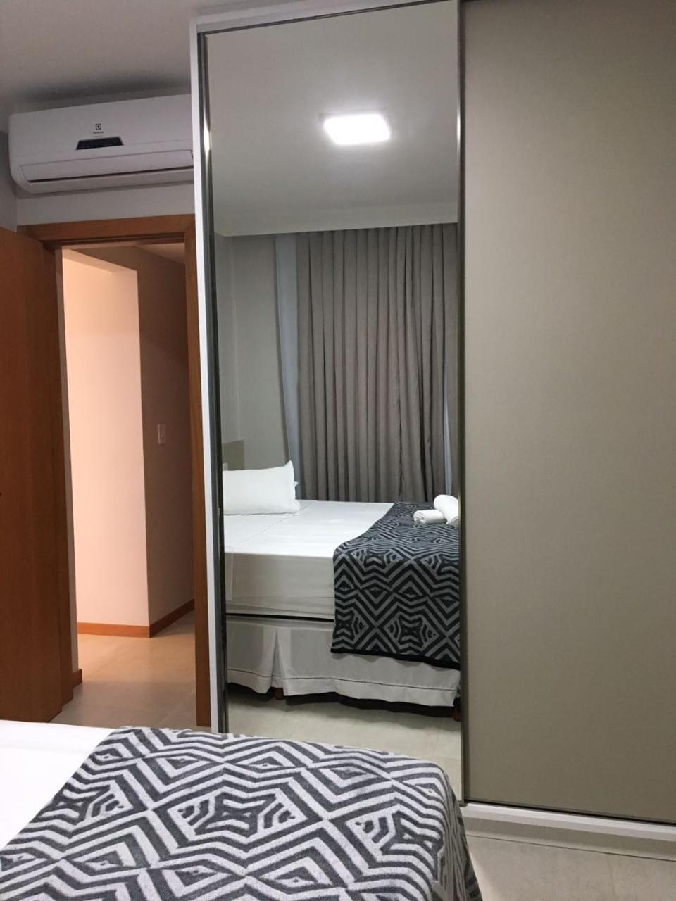 Itacimirim Apartments Boulevard E Ondas Bagian luar foto